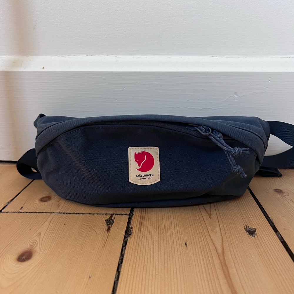 Fjallraven Ulvo Hip Pack Medium in Mountain Blue - Picture 5 of 8